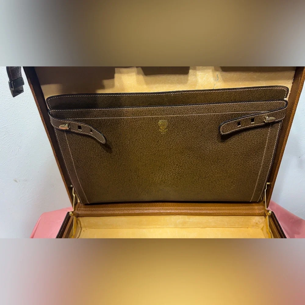 Vintage Gucci briefcase unisex attaché
